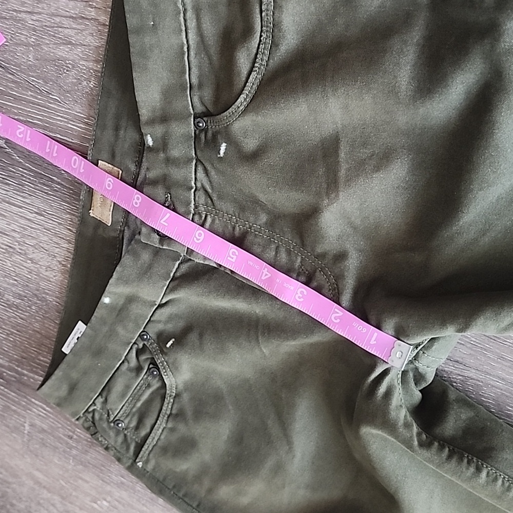 Mother The Looker Cropped Skinny Jeans in Army Green Size 27 - Picture 4 of 13